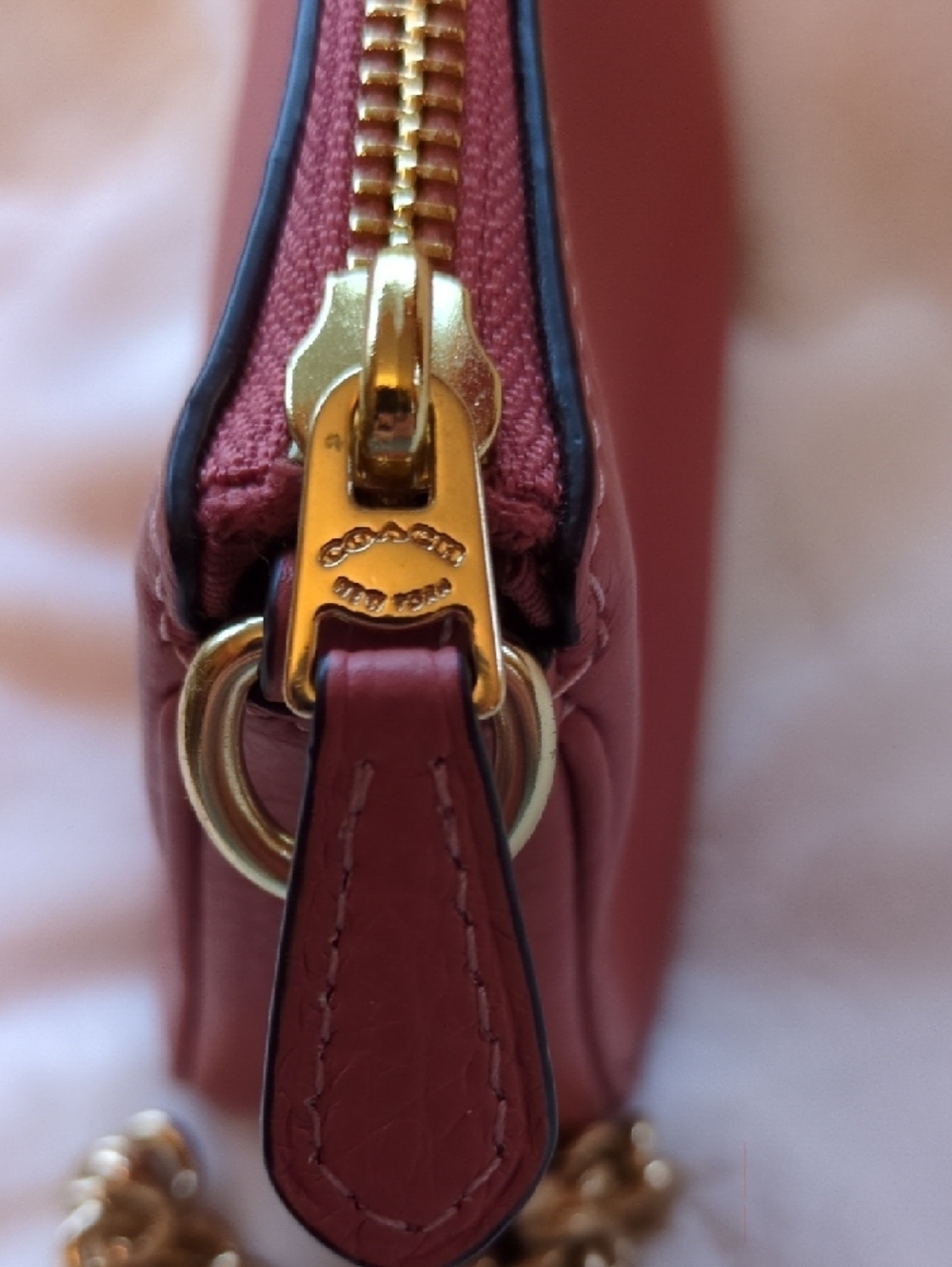 COACH Pebbled Leather Wristlet in Dusty Rose - Picture 3 of 6